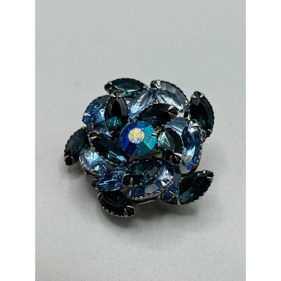 Vintage Layered Rhinestones Brooch Dark Blue Glass Stone Silver Tone Setting - Picture 2 of 9